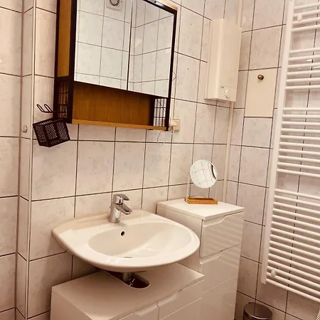 6 Grosse Bruedergasse *